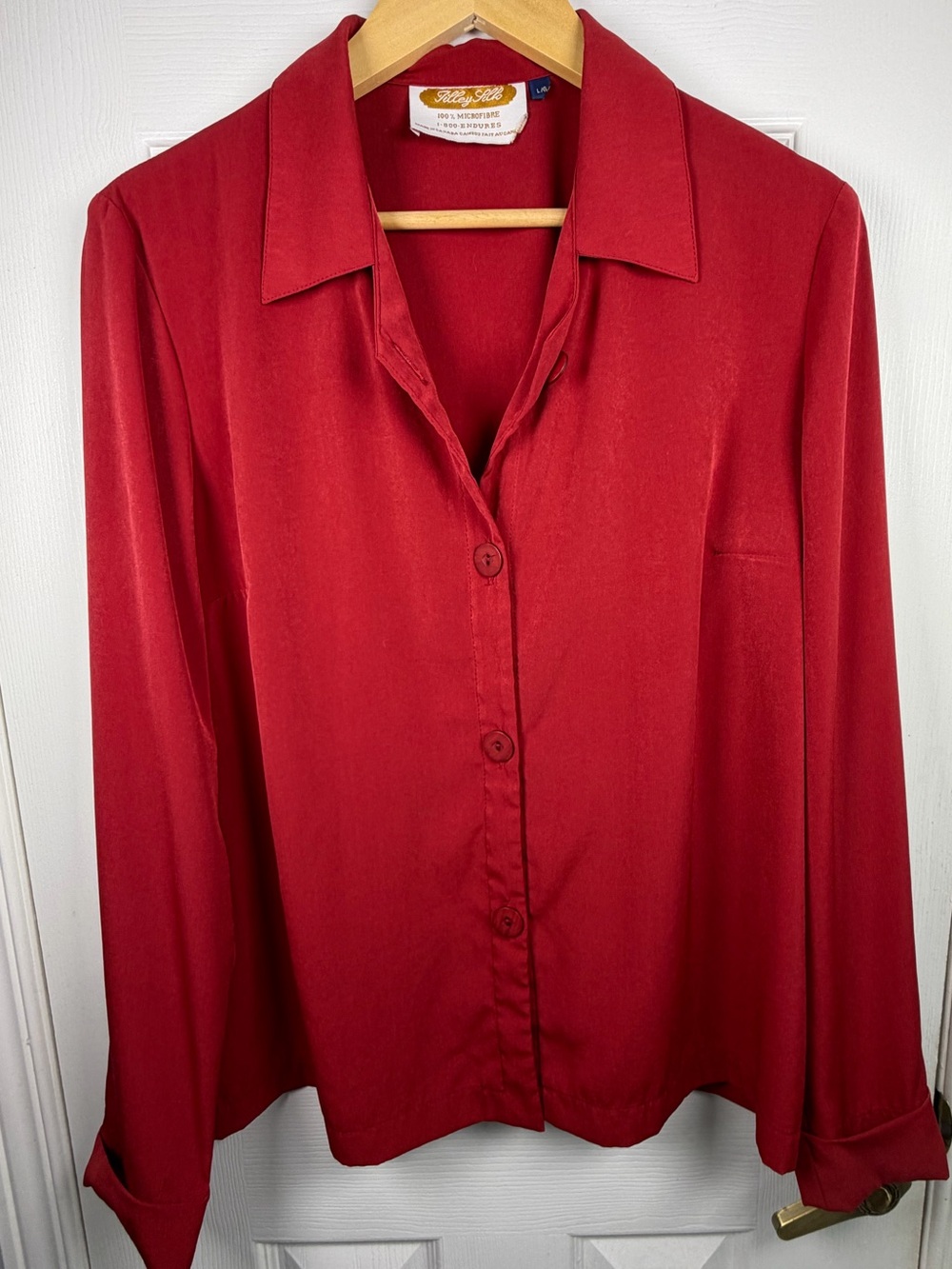 Tilley Red Microfibre Button-Down Shirt Women's L Silk-Look Quiet Luxury Office